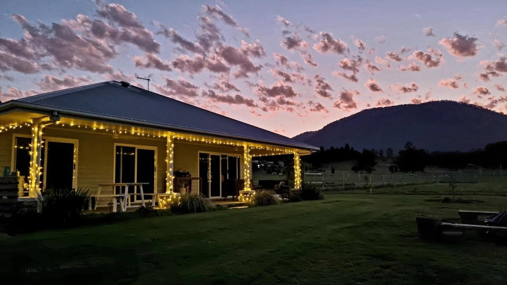 Fig Tree Farm B&B Highvale-Farmstay Near Brisbane! Exterior photo