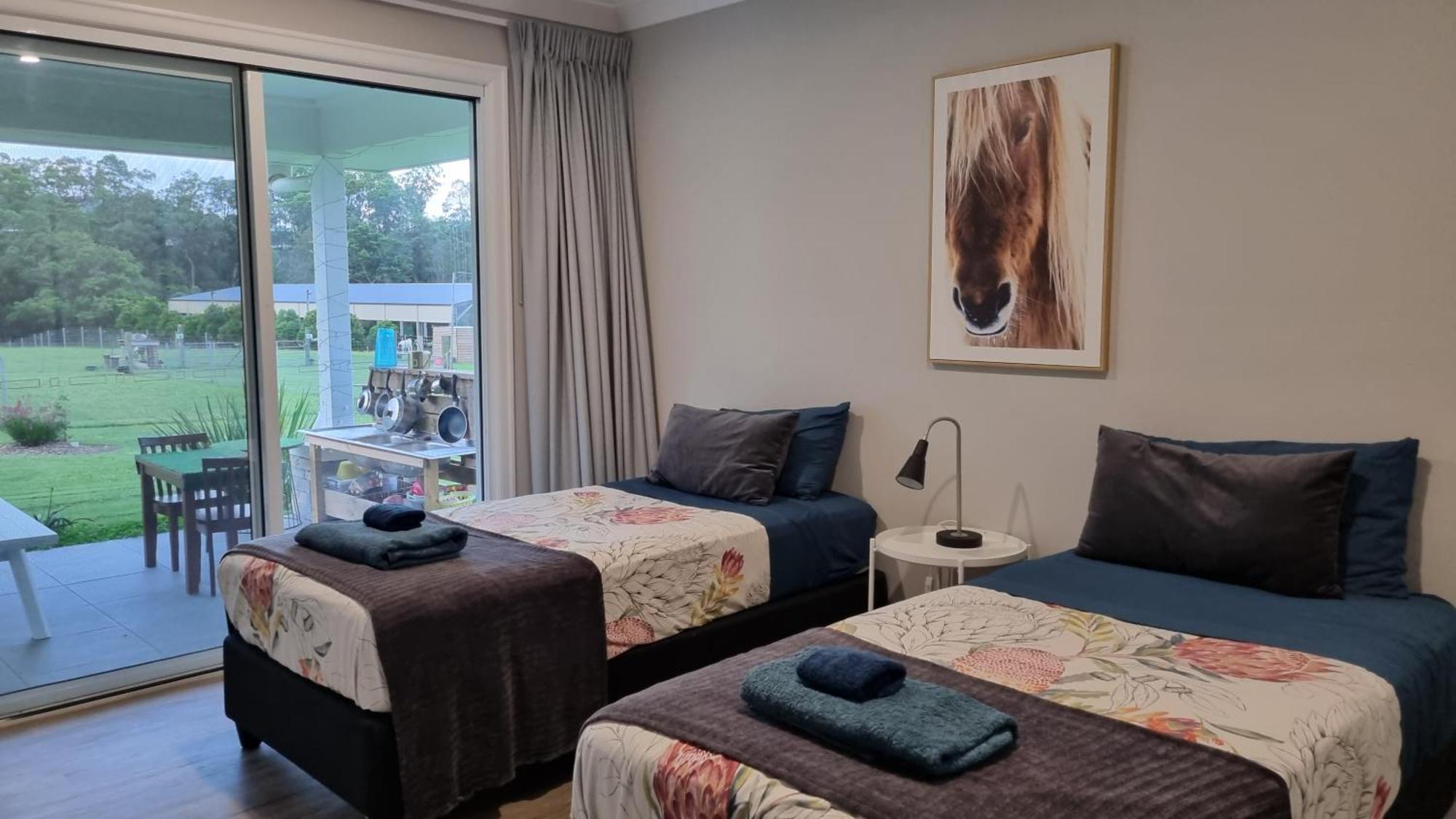 Fig Tree Farm B&B Highvale-Farmstay Near Brisbane! Exterior photo